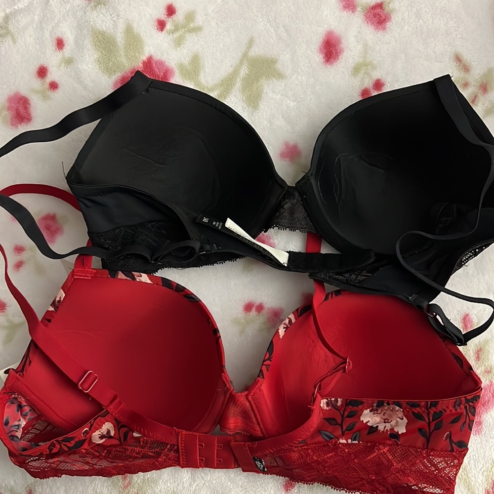 Anne Klein Bras (2) - Picture 2 of 9
